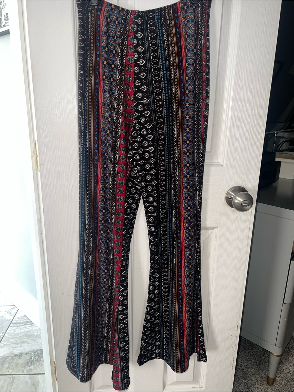 Patterned Wide-Leg Women’s Pants - Black Multi. Flare leg. Save $ with bundles